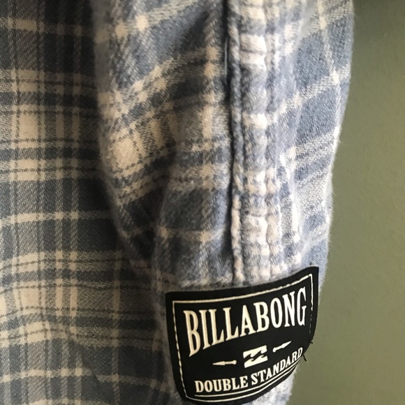 🌈Billabong flannel light blue with white - Picture 3 of 4